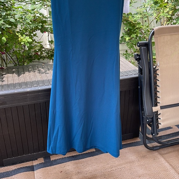 Dress The Population - Camden Mermaid Hem Evening Gown - Medium - Picture 5 of 15
